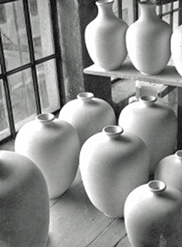 Porcelain pottery