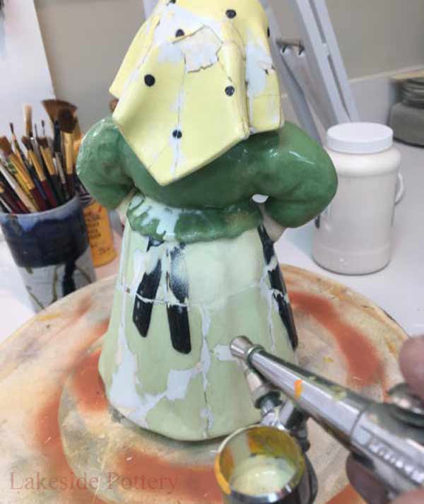 Heavily damaged ceramic figurine repair