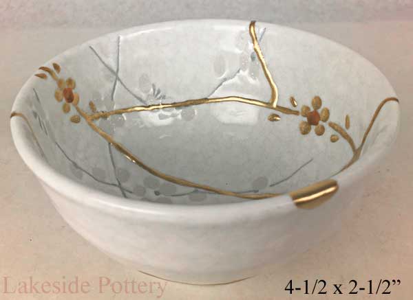 Kintsugi art for gift sale repaired using Makienaoshi style