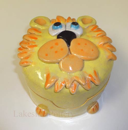 animal lion ceramic container project