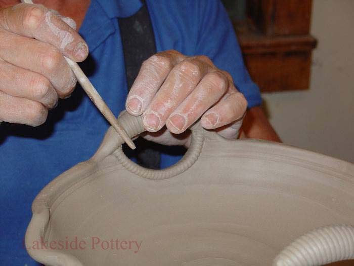 Making bowl decorative handle