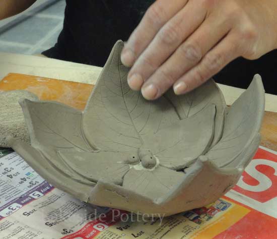 leaves ceramic bowl