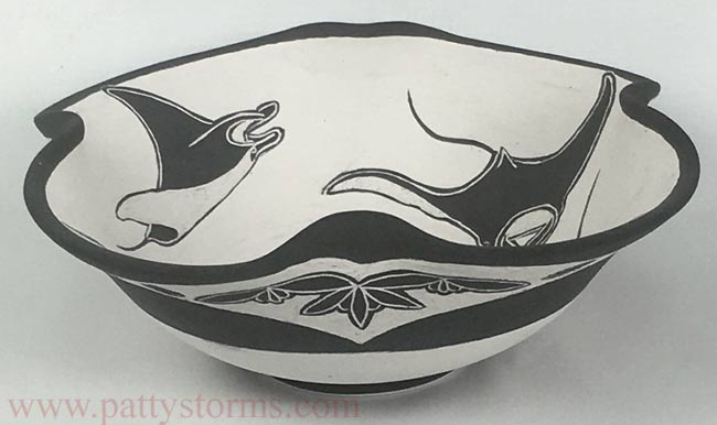 sgraffito manta ray bowl