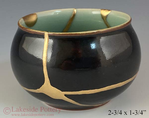 Gold  Kintsugi small Japanese bowl gold