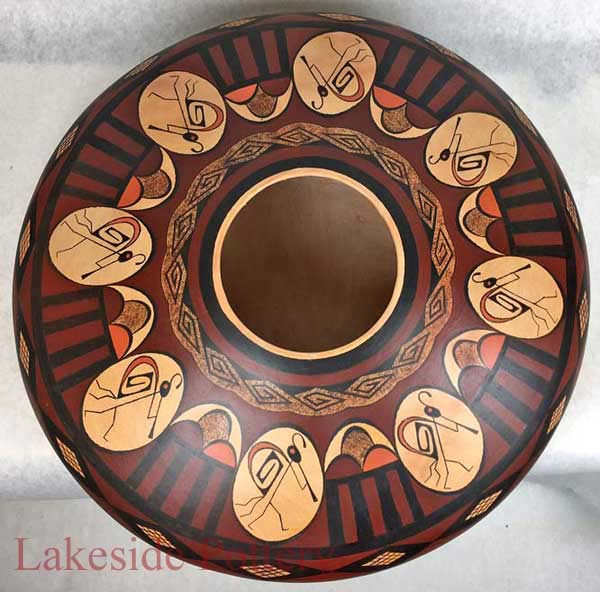 Indian Hopi pottery vase by Stetson Setalla