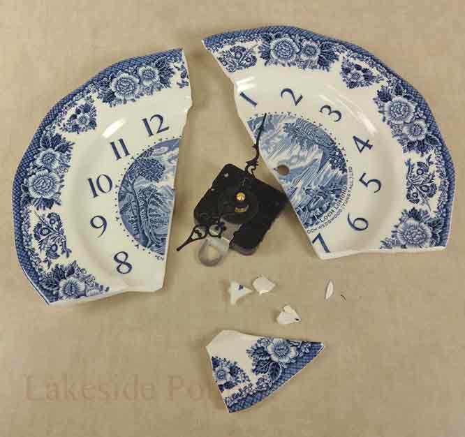 Broken Wedgewood ceramic plate /clock